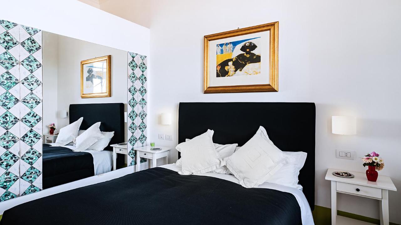 Hotel Donna Giulia, Luxury House Salerno Zewnętrze zdjęcie