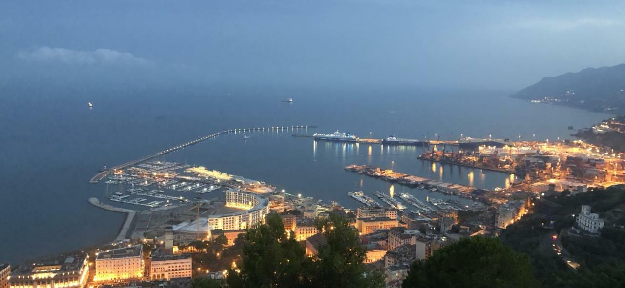 Hotel Donna Giulia, Luxury House Salerno Zewnętrze zdjęcie