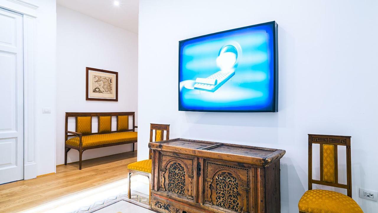 Hotel Donna Giulia, Luxury House Salerno Zewnętrze zdjęcie